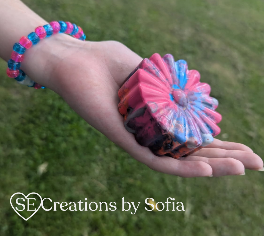 Handcrafted Upcycled FLOWER MEGA CRAYON 🌸